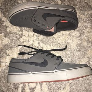 Boys 3.5Y Nike SB